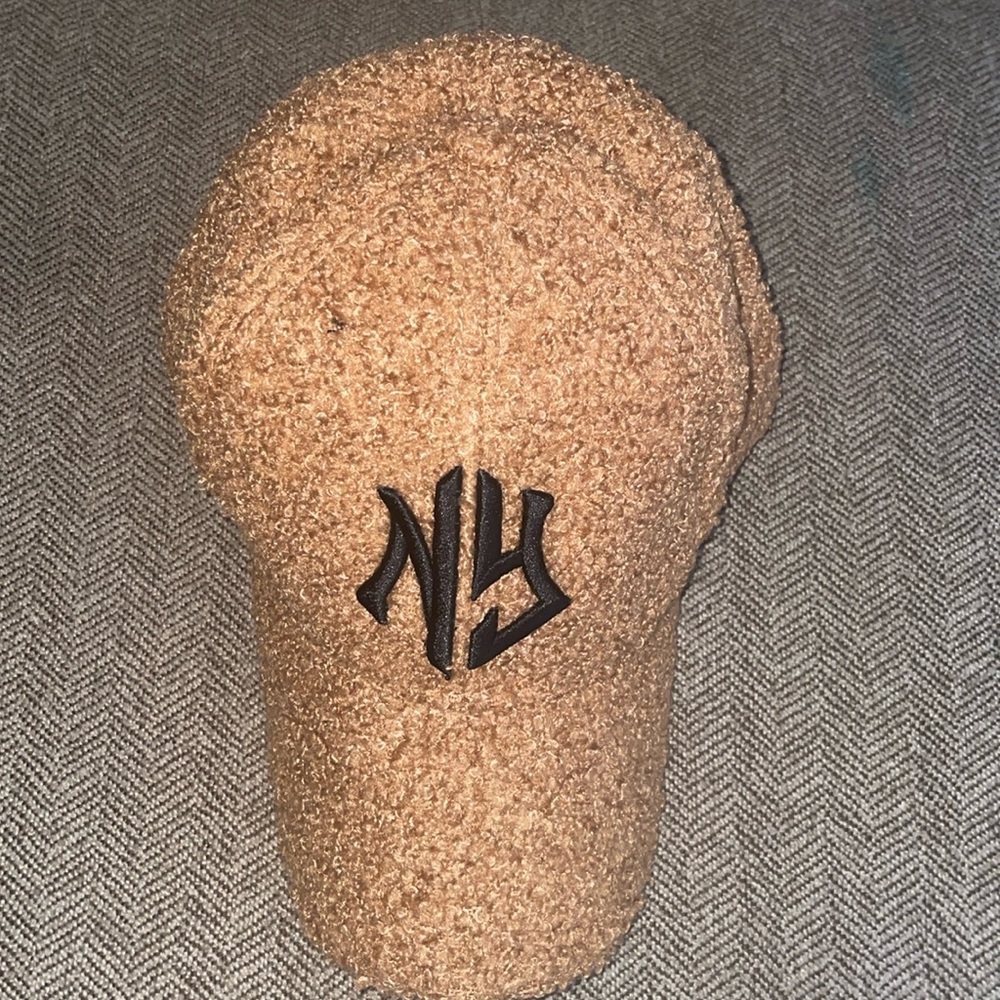 NY Adjustable Fur Hat